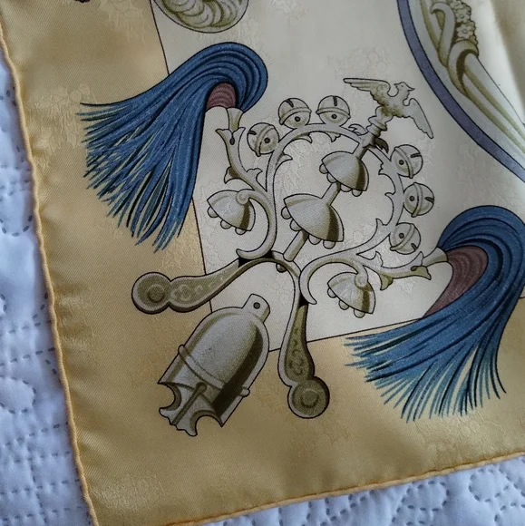 Hermes J Abadie Plumes et Grelots Silk Scarf - Picture 13 of 17